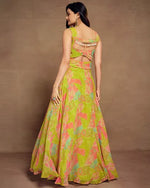 -473Wx593H-467198491-lime-MODEL4