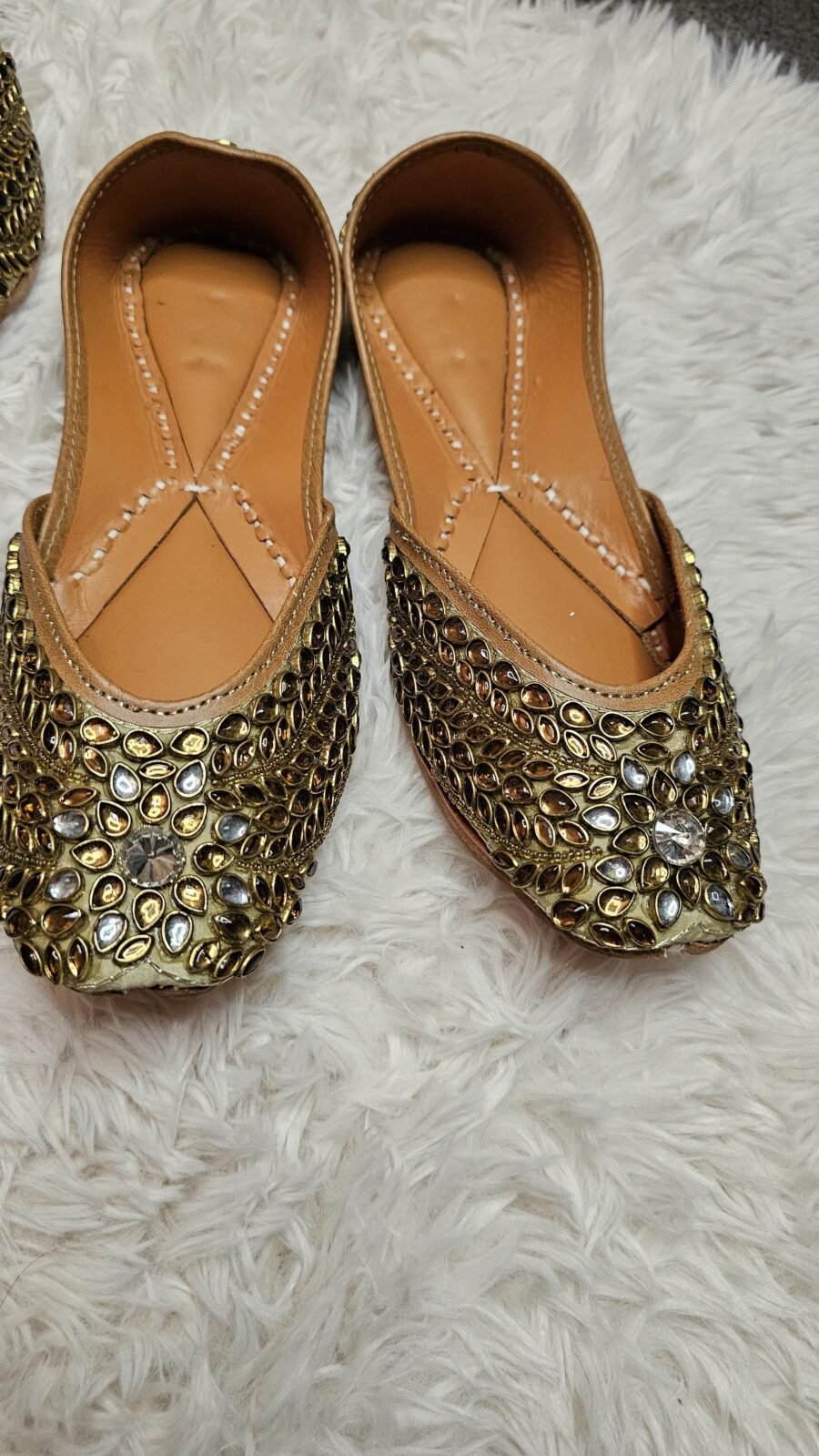 Golden Beaded Embellished jutti